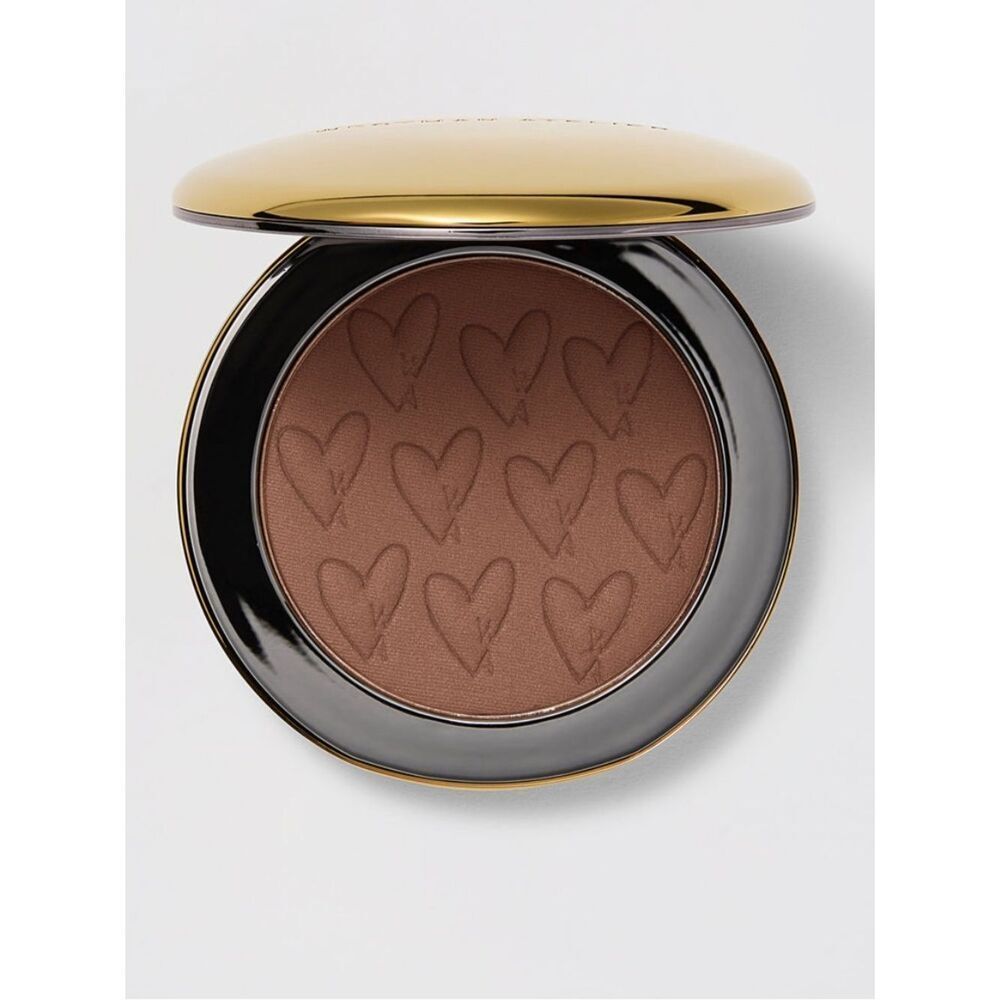 WESTMAN ATELIER
BEAUTY BUTTER POWDER BRONZER